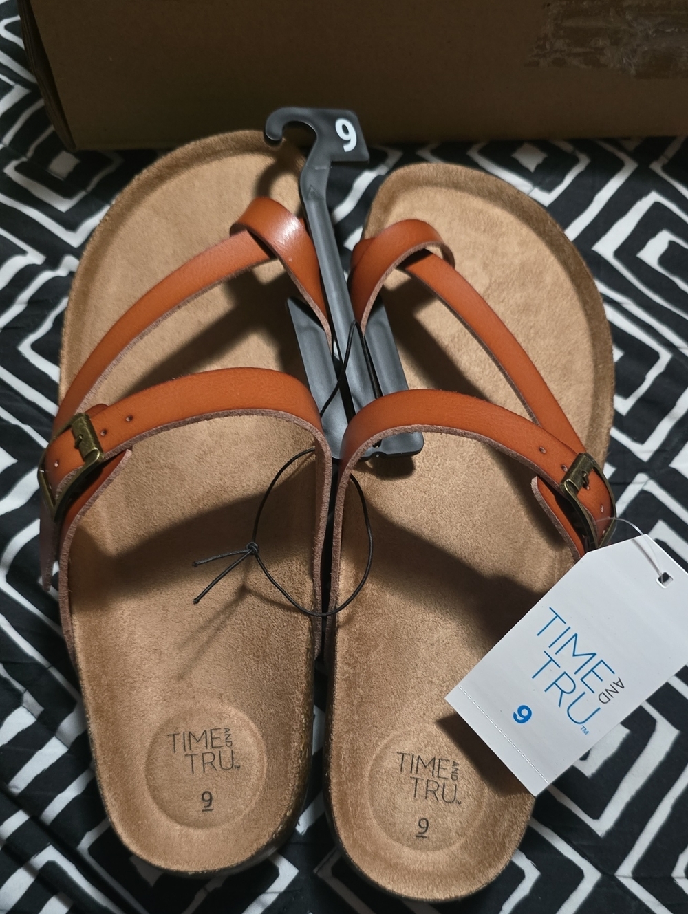 Time and Tru Men's Tan/Brown Double Strap Sandals
